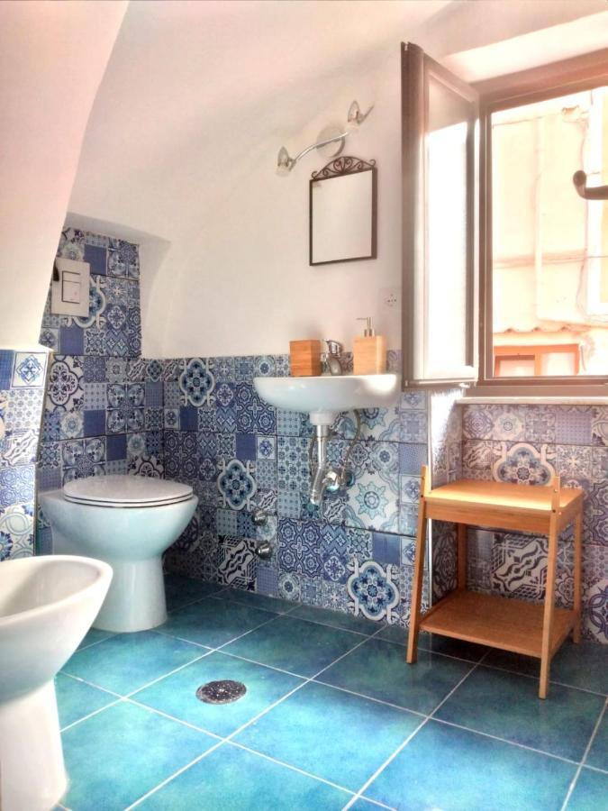 Апартаменты Casa Adriano Прочида Экстерьер фото